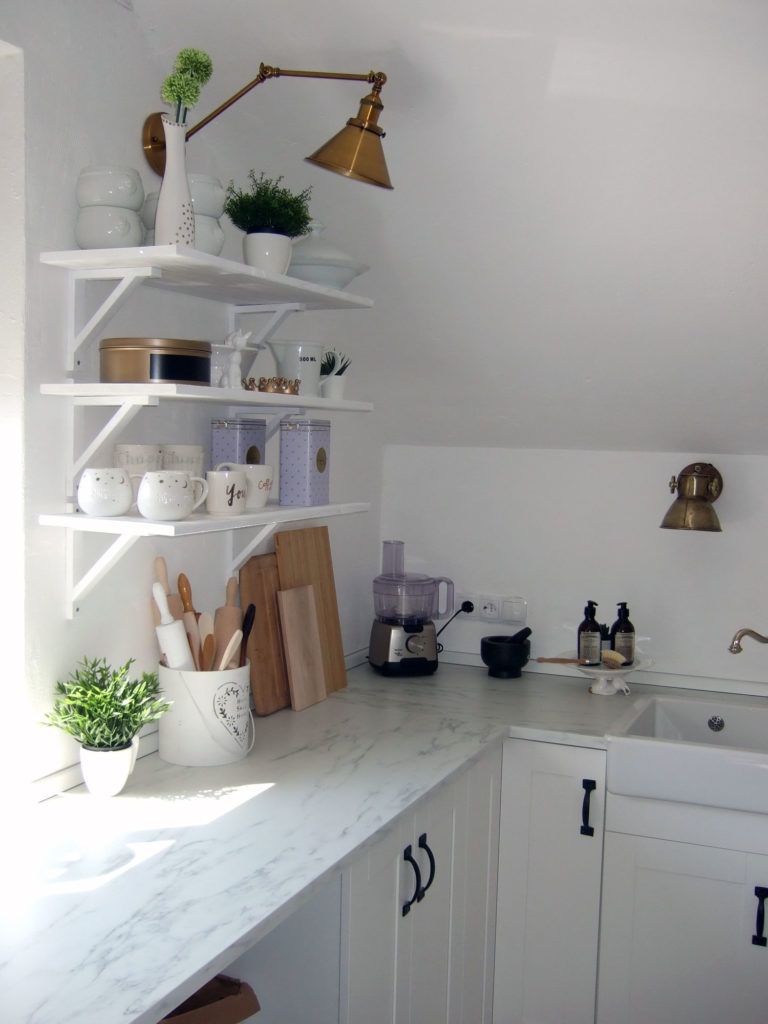 landhauskueche regale shabby vintage