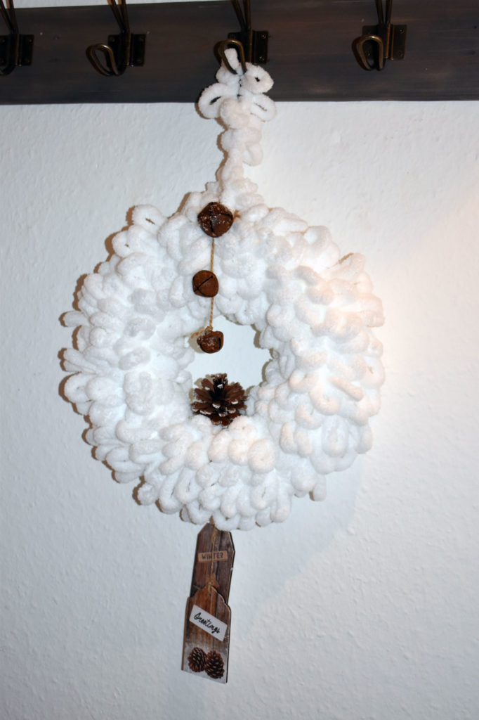 winterkranz mit Wolle DIY cozy