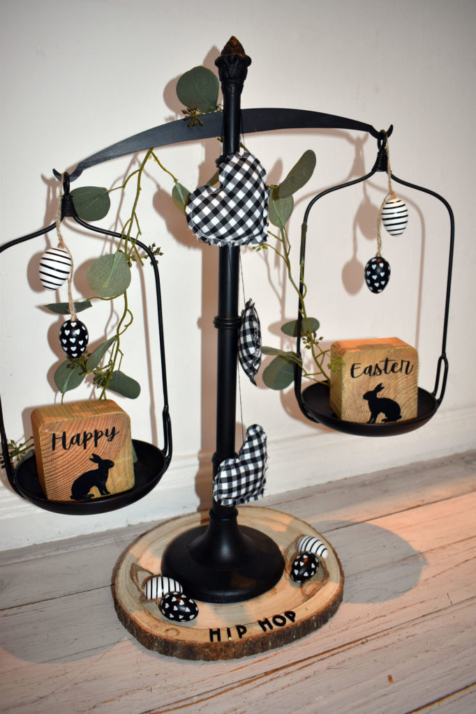 osterdeko alte waage landhaus easter DIY