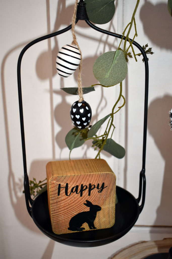 osterdeko alte waage landhaus easter DIY