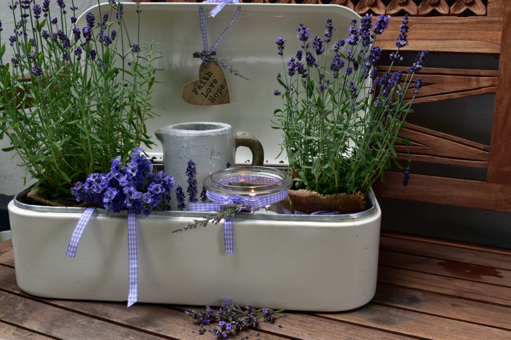 Sommerdeko Lavendel Shabby Vintage Garten