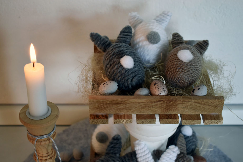 DIY Osterhasen mit Wolle Styroporeier