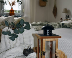 Herbstliche Deko im Schlafzimmer