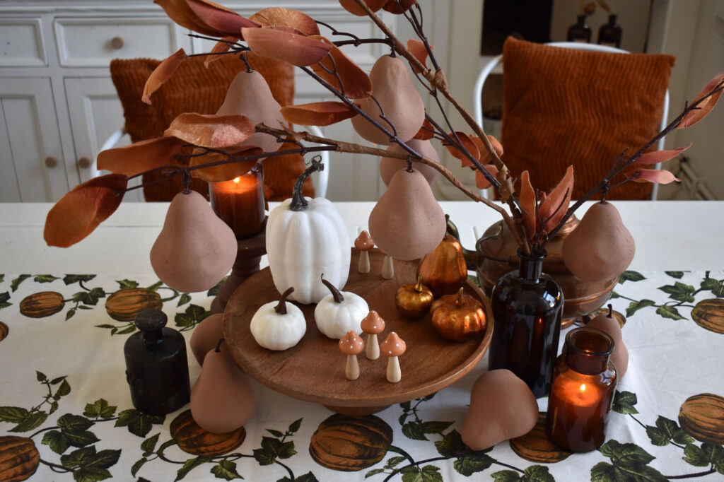 Centerpiece Tischdeko Herbstdeko Falldecor Farmhaus Farmhouse decor Kupfer Kürbisse