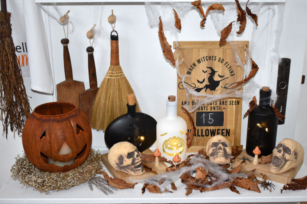 Halloween Halloweendeko Halloweendecor Shabbyecke Farmhaus Landhausdeko