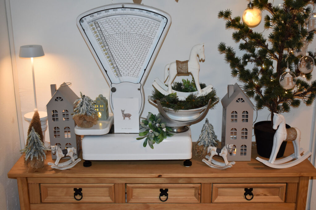 Farmhouse christmas decor Weihnachtsdeko xmas Flur deko Naturtöne Farmhaus Landhaus