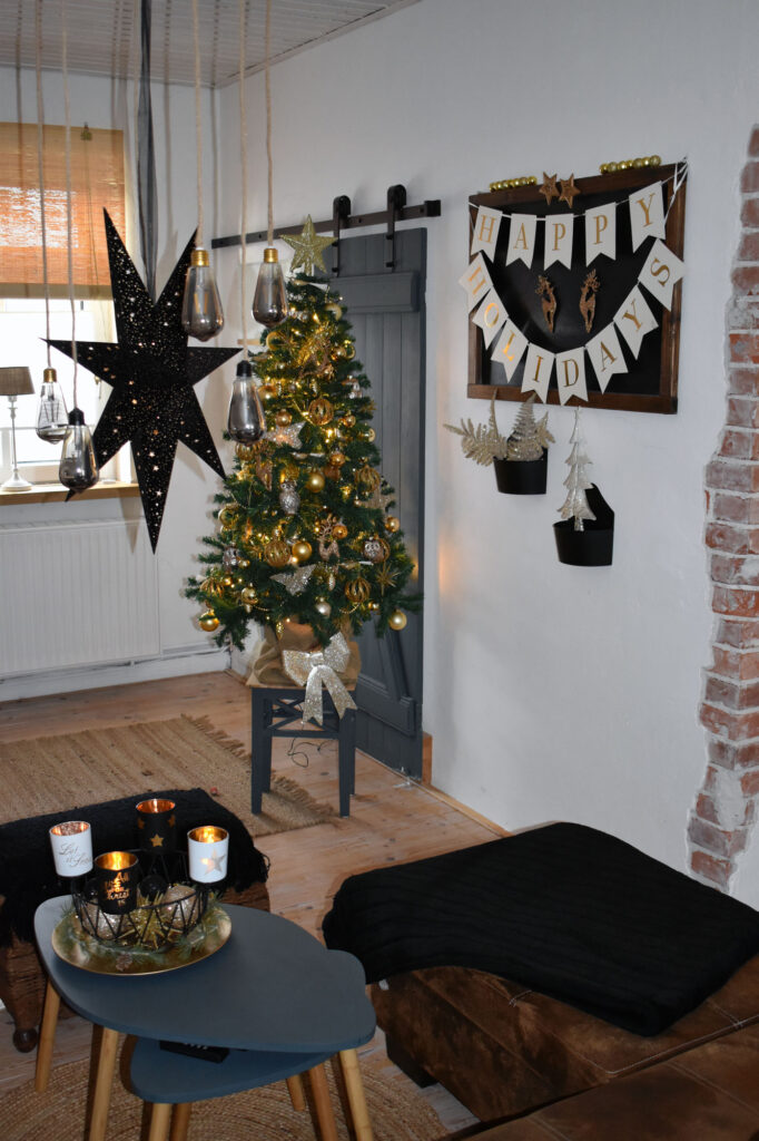 xmas decor Weihnachtsdeko gold Wohnzimmer Farmhaus christmasdecor