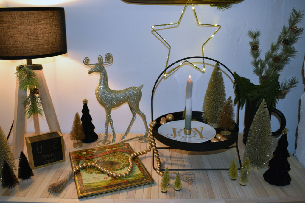 xmas decor Weihnachtsdeko gold Wohnzimmer Farmhaus christmasdecor